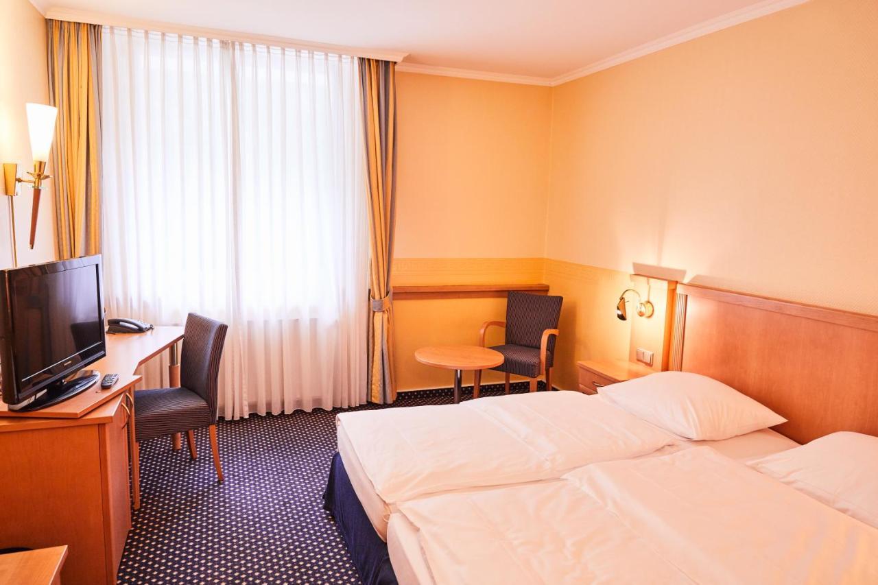 Hotel Cap Polonio Pinneberg Exterior photo